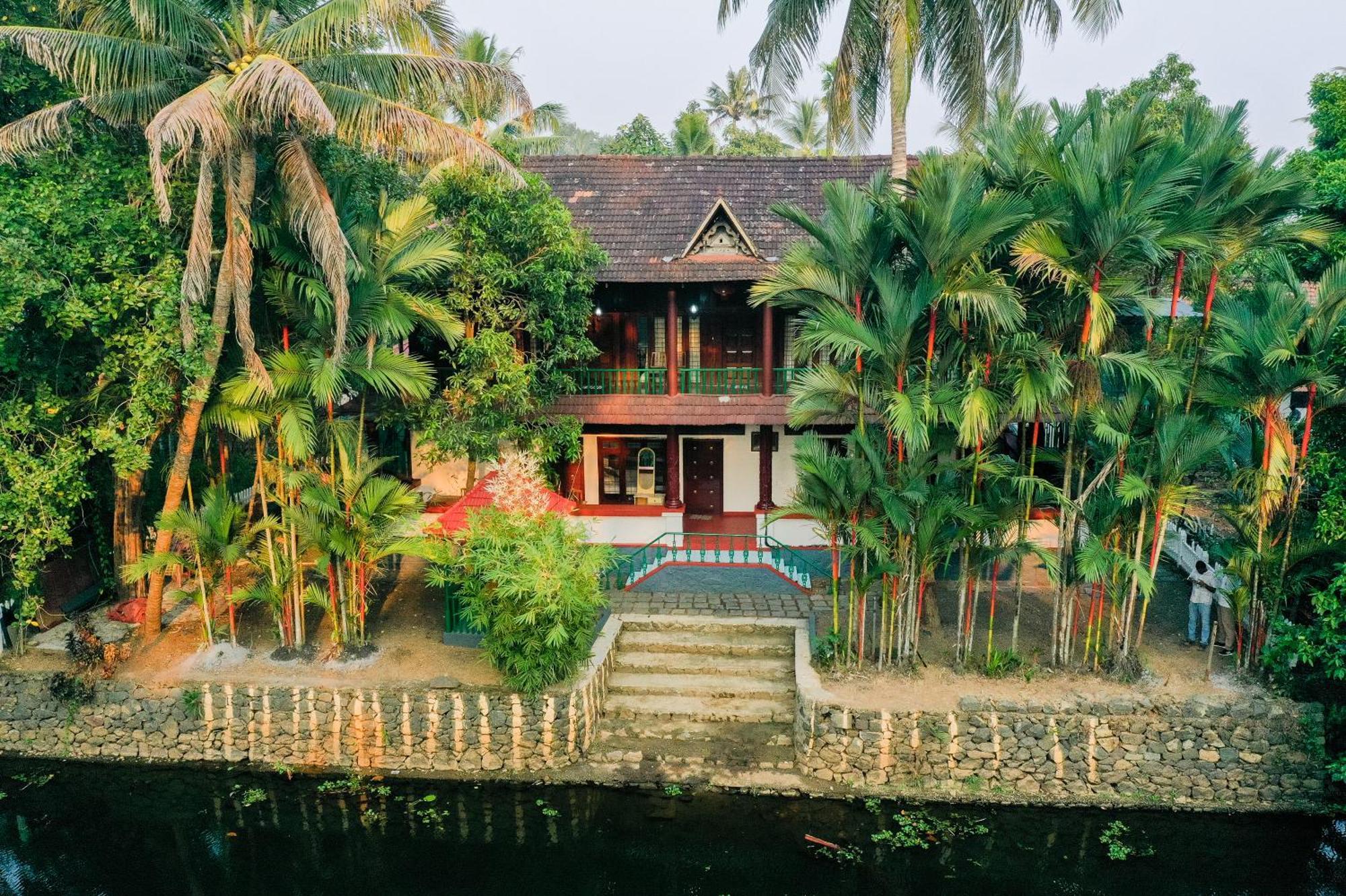 Garggi Backwater Retreat Hotel Kottayam Exterior foto